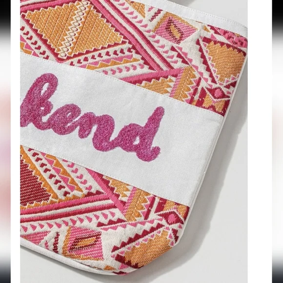 509 Broadway Pink and Orange Geometric Weekend Tote (37) - Picture 6 of 6